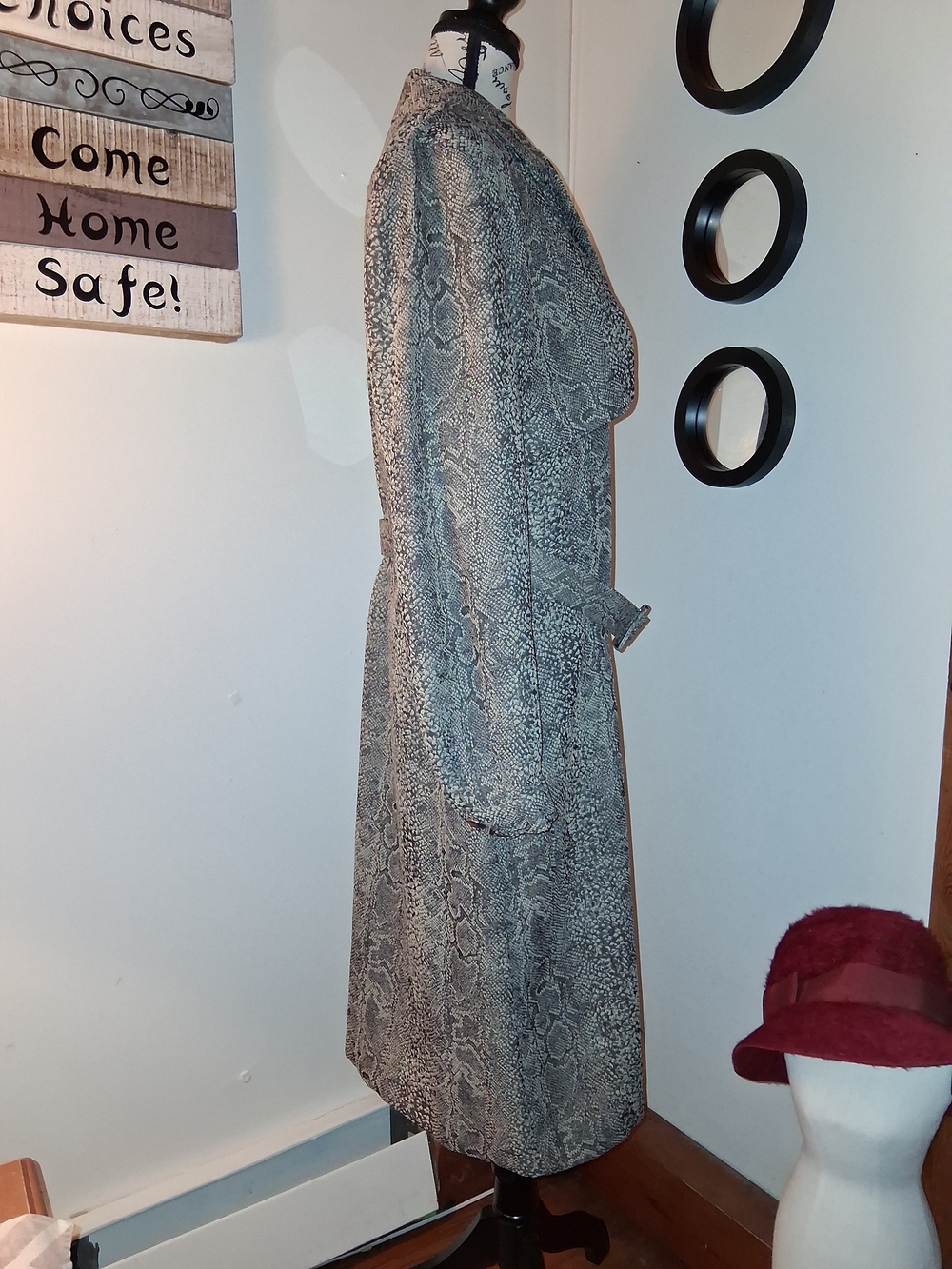 Leslie Fay Vintage Snake Skin Print Dress - Rare Find - Picture 7 of 13
